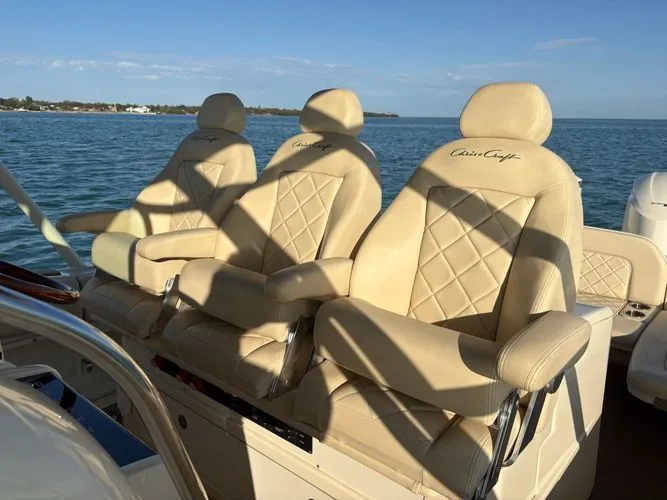 Slide: The Image of 2015 Chris-craft Catalina - Image 34 - 34