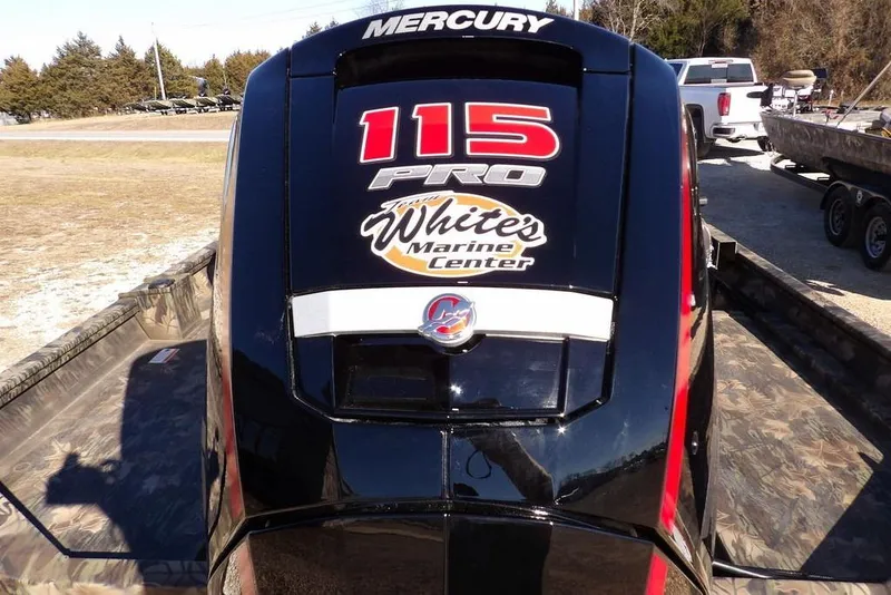 Slide: The Image of 2026 Crestliner 2070 Retriever SCHD with Mercury 115 Pro outboard engine. - 33