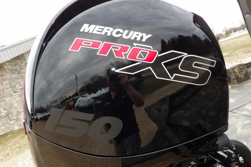 Slide: The Image of Mercury Pro XS 150 engine on 2026 Crestliner 2070 Retriever SCHD boat. - 33