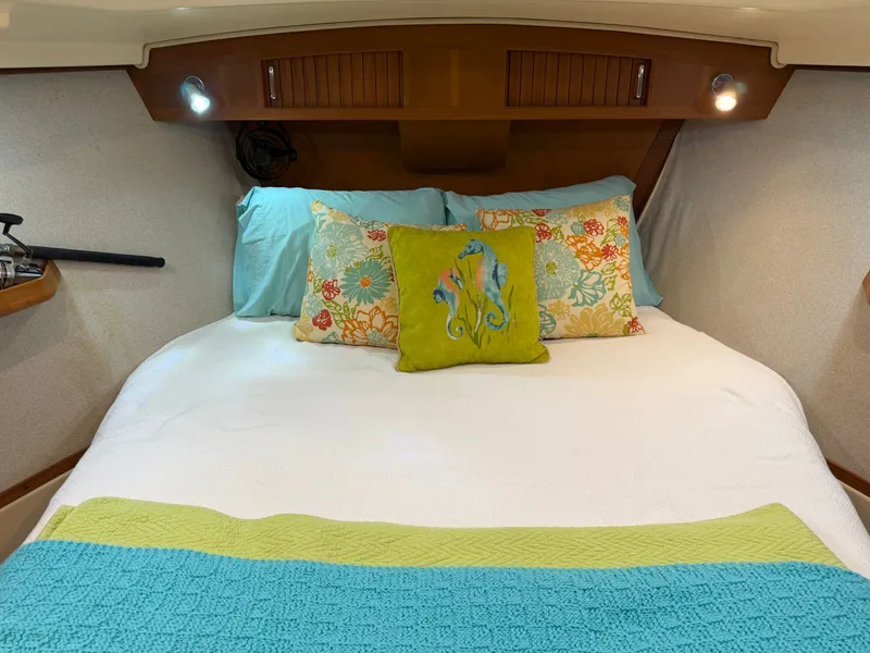 Slide: The Image of Island Packet 445 2005 - 13