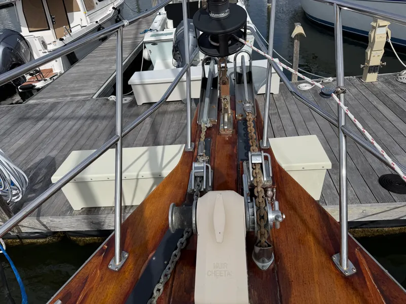 Slide: The Image of Island Packet 445 2005 - 137