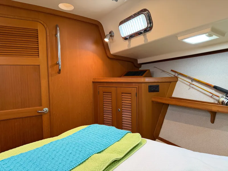 Slide: The Image of Island Packet 445 2005 - 17