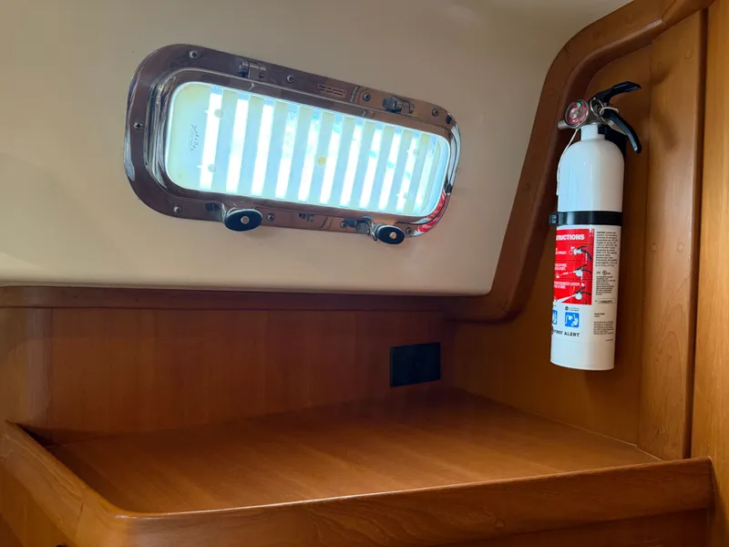 Slide: The Image of Island Packet 445 2005 - 19