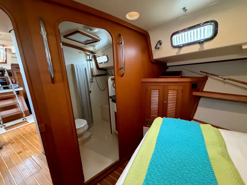 Slide: The Image of Island Packet 445 2005 - 24