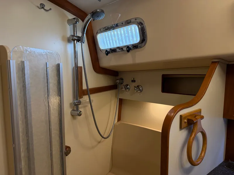 Slide: The Image of Island Packet 445 2005 - 28