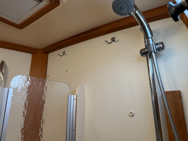 Slide: The Image of Island Packet 445 2005 - 30