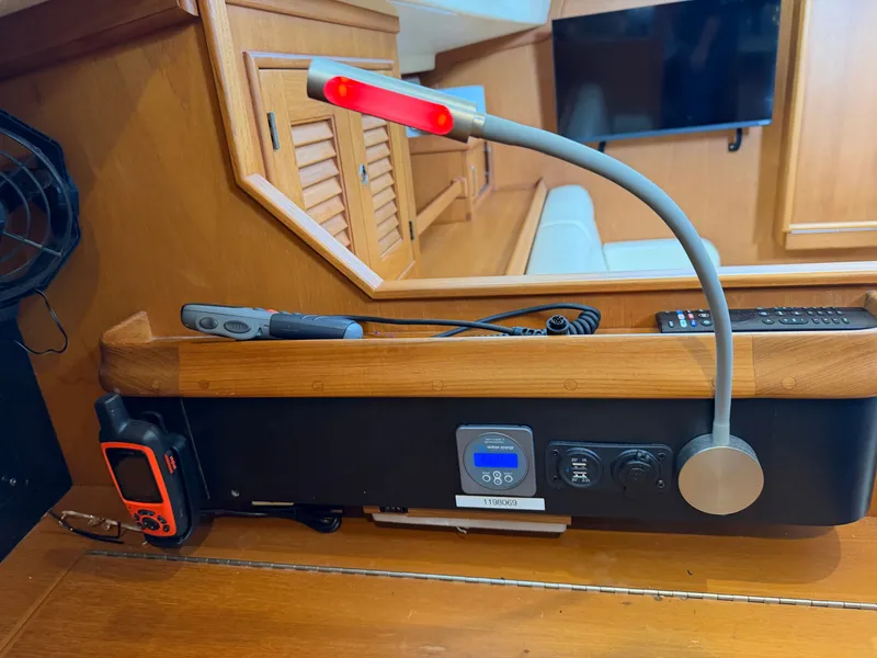 Slide: The Image of Island Packet 445 2005 - 36