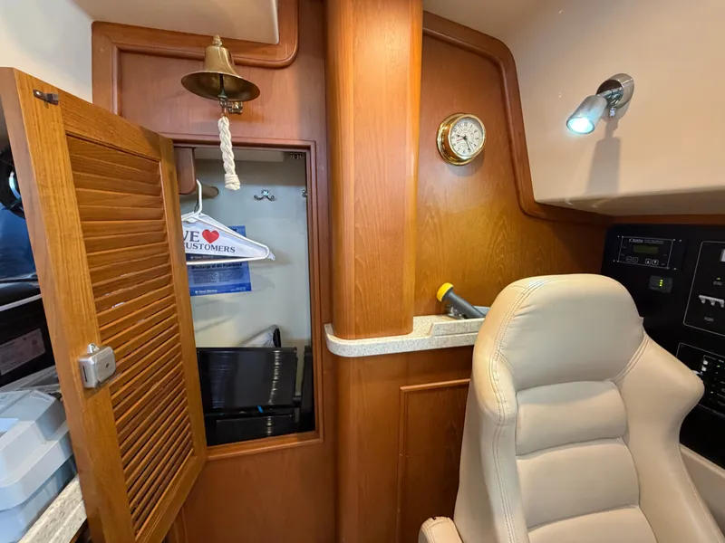 Slide: The Image of Island Packet 445 2005 - 38