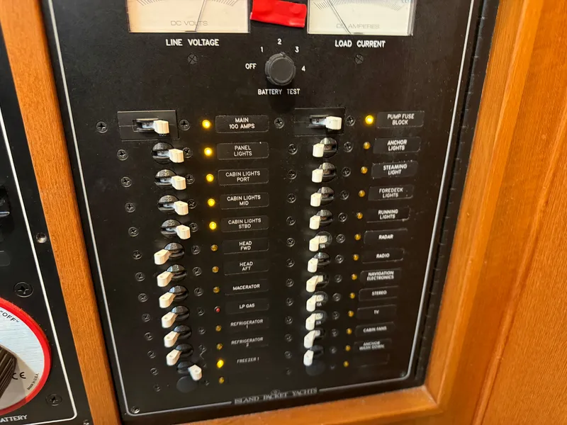 Slide: The Image of Island Packet 445 2005 - 43