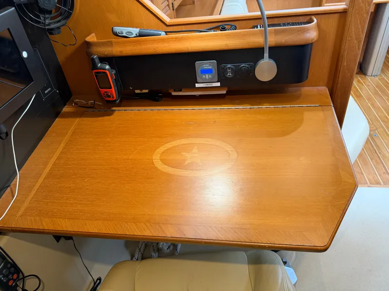 Slide: The Image of Island Packet 445 2005 - 45