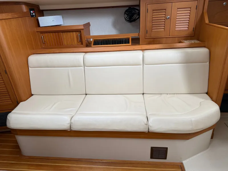 Slide: The Image of Island Packet 445 2005 - 7