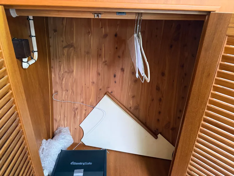 Slide: The Image of Island Packet 445 2005 - 74