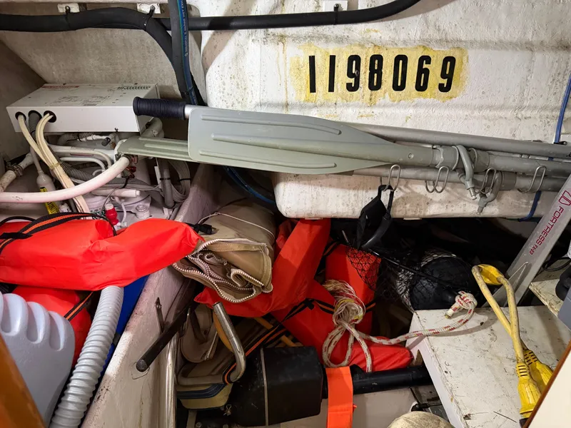 Slide: The Image of Island Packet 445 2005 - 77