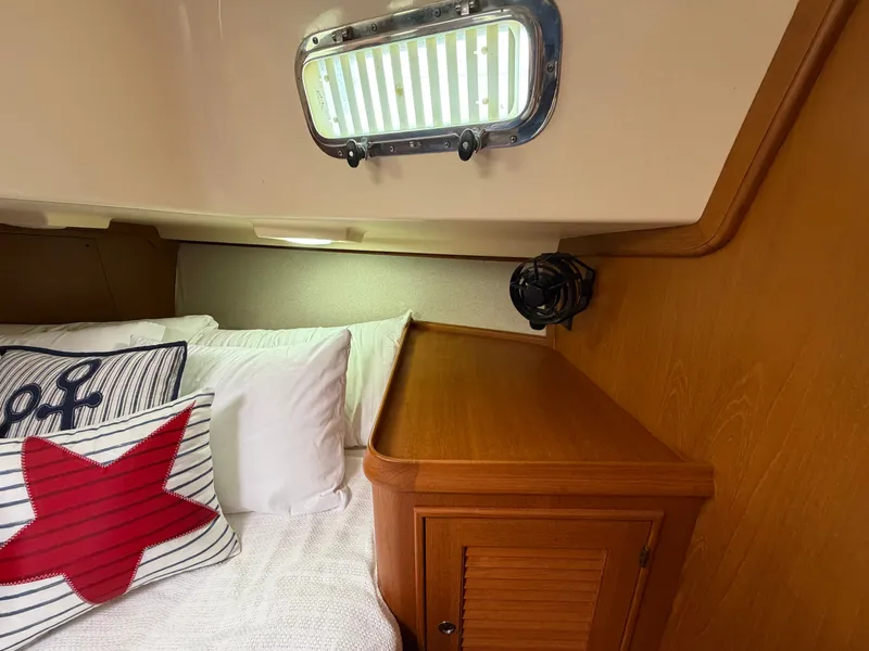 Slide: The Image of Island Packet 445 2005 - 79