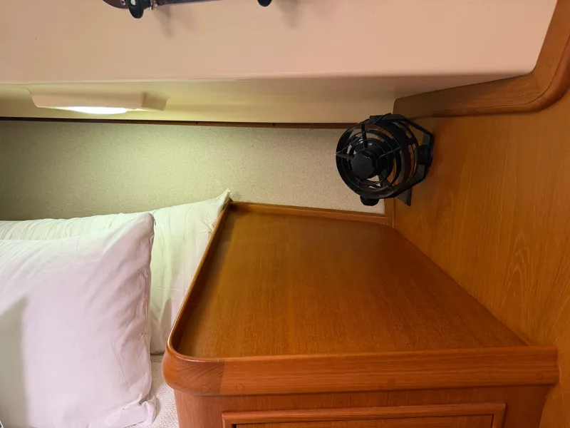 Slide: The Image of Island Packet 445 2005 - 81