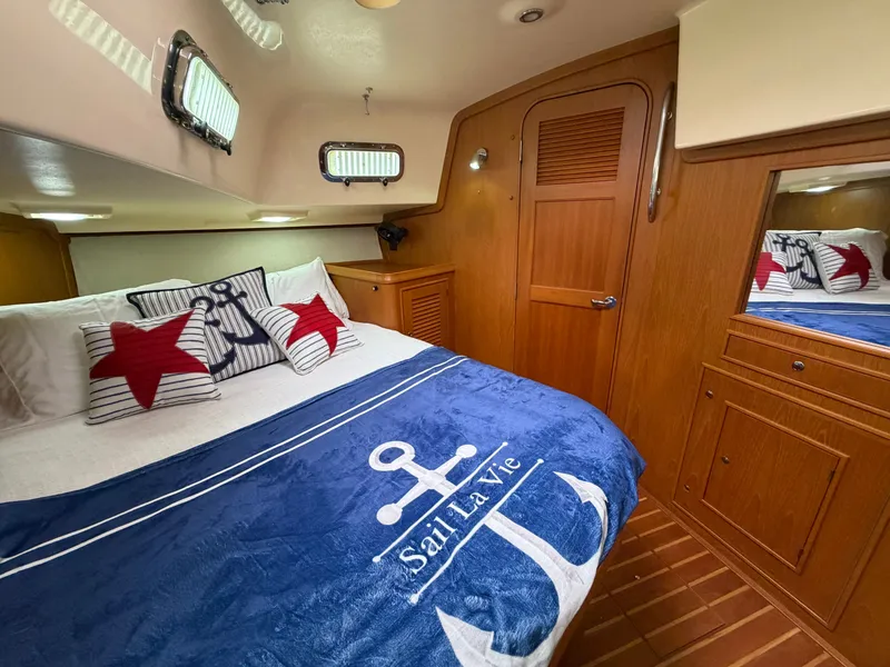 Slide: The Image of Island Packet 445 2005 - 82