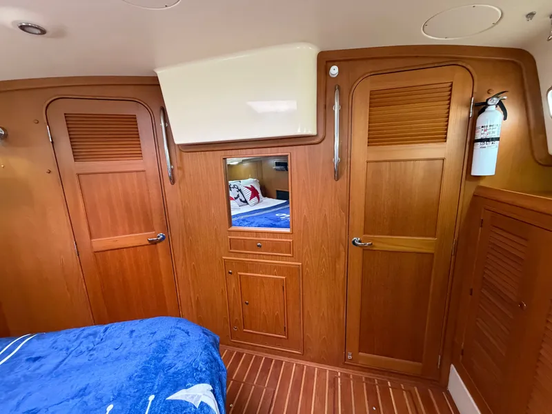 Slide: The Image of Island Packet 445 2005 - 83