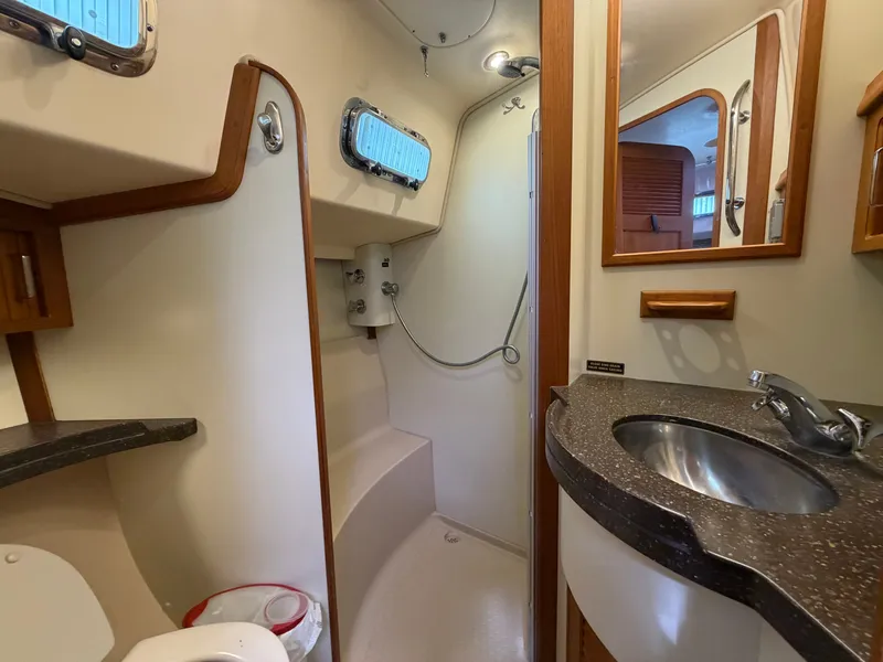 Slide: The Image of Island Packet 445 2005 - 84