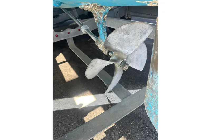 Slide: The Image of 1992 Farallon Whaleback boat propeller with visible wear and marine growth. - 9