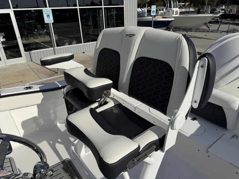 Slide: The Image of Tidewater 220 LXF 2026 - 19