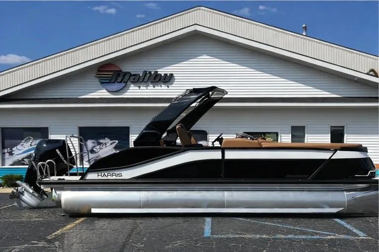 The Image of Harris Grand Mariner 250 2025 - 0