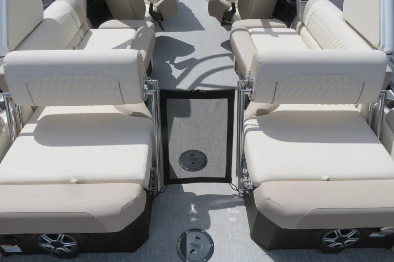 Slide: The Image of Avalon 2026 Avalon 27’ Excalibur LTD Elite Tritoon | Twin Mercury 400 V10s | Joystick | Performance Pontoon 2026 - 55