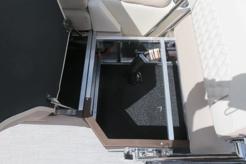 Slide: The Image of Avalon 2026 Avalon 27’ Excalibur LTD Elite Tritoon | Twin Mercury 400 V10s | Joystick | Performance Pontoon 2026 - 59