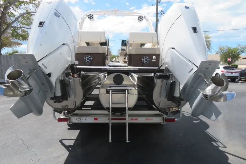 Slide: The Image of Avalon 2026 Avalon 27’ Excalibur LTD Elite Tritoon | Twin Mercury 400 V10s | Joystick | Performance Pontoon 2026 - 71