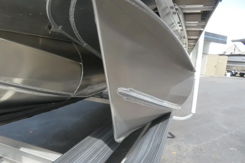 Slide: The Image of Avalon 2026 Avalon 27’ Excalibur LTD Elite Tritoon | Twin Mercury 400 V10s | Joystick | Performance Pontoon 2026 - 82