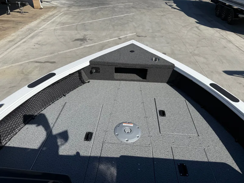 Slide: The Image of Crestliner Fish Hawk 1850 WT w/ 175HP Mercury ProXS! 2026 - 11