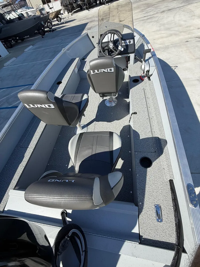 Slide: The Image of Lund 1600 Fury SS w/ 40HP Mercury! 2026 - 11