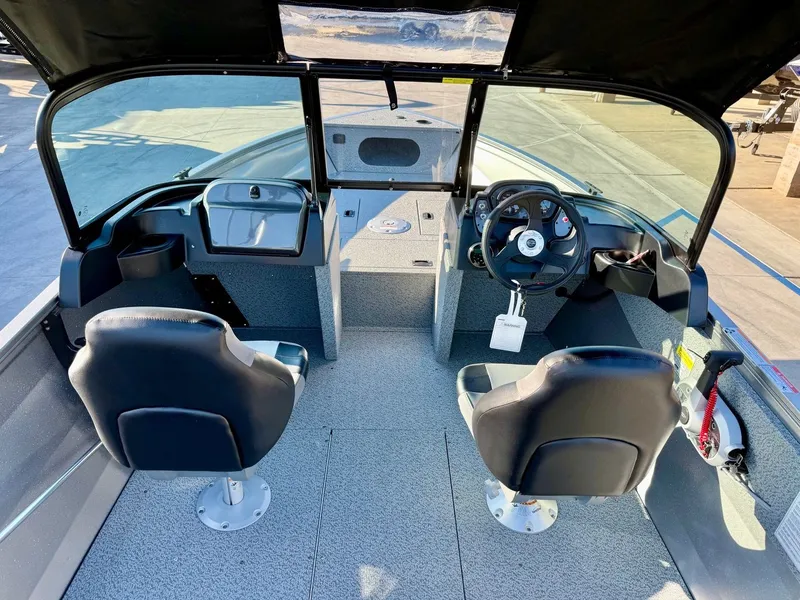 Slide: The Image of Crestliner 1650 Kodiak 2026 - 5