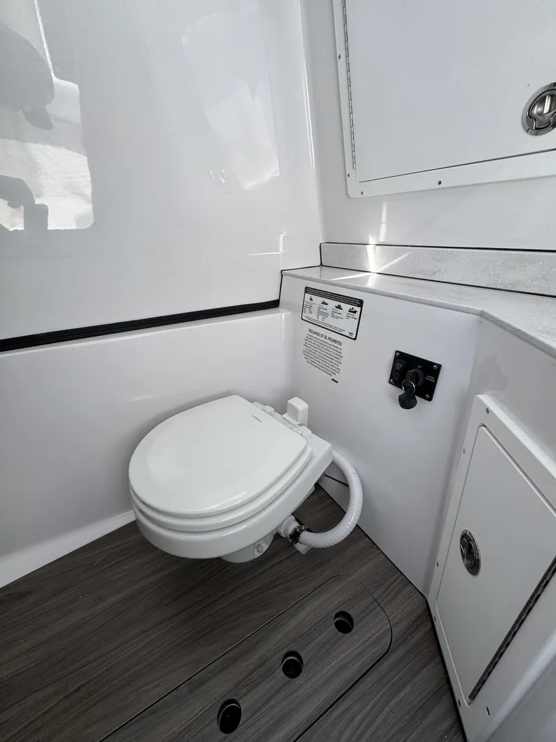 Slide: The Image of Sportsman Heritage 321 Center Console 2026 - 23