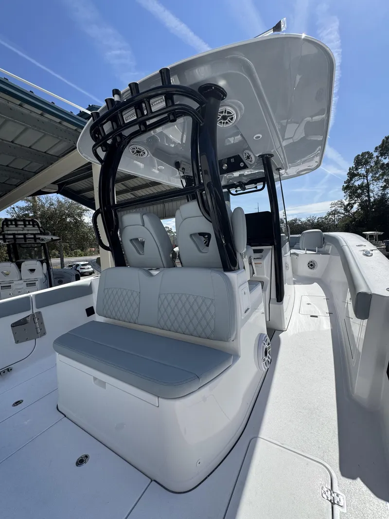 Slide: The Image of Sportsman Heritage 321 Center Console 2026 - 44