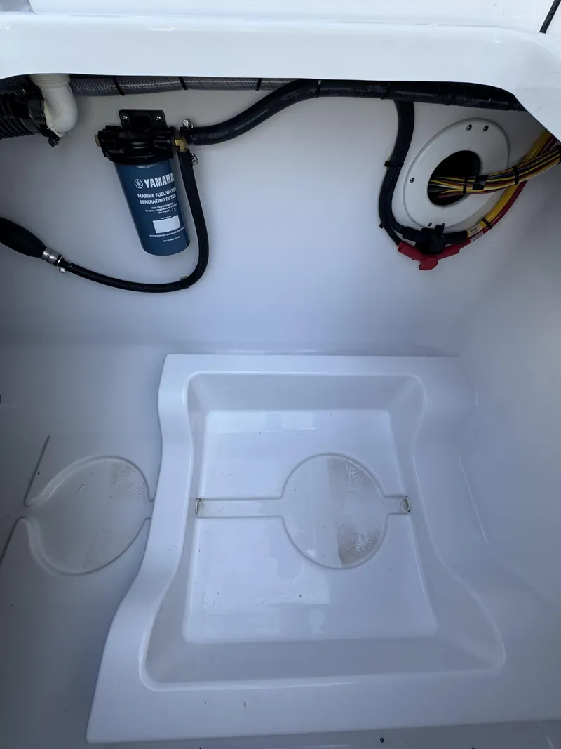 Slide: The Image of Sportsman Heritage 321 Center Console 2026 - 49