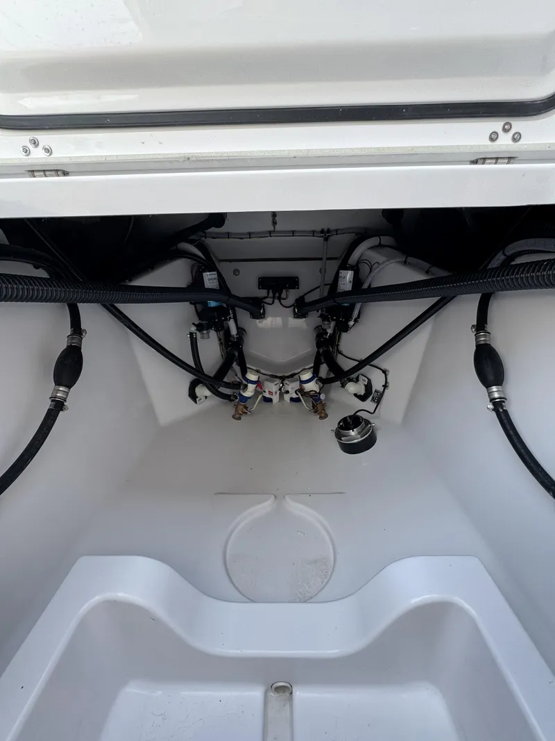 Slide: The Image of Sportsman Heritage 321 Center Console 2026 - 50