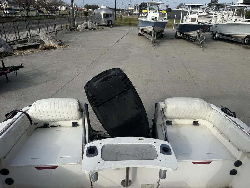 Slide: The Image of Boston Whaler 20 Dauntless 1997 - 12