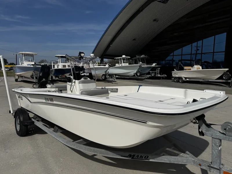 Slide: The Image of Mako Pro Skiff 17 CC 2019 - 13