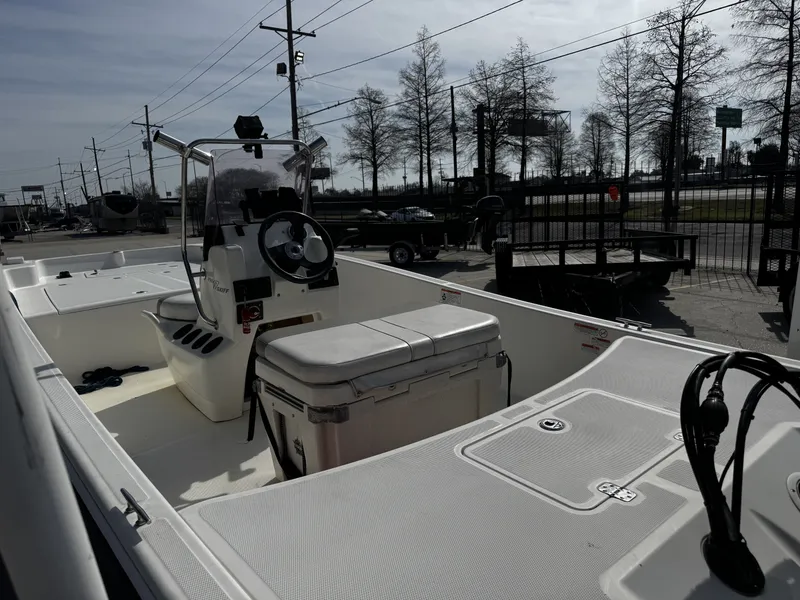 Slide: The Image of Mako Pro Skiff 17 CC 2019 - 14