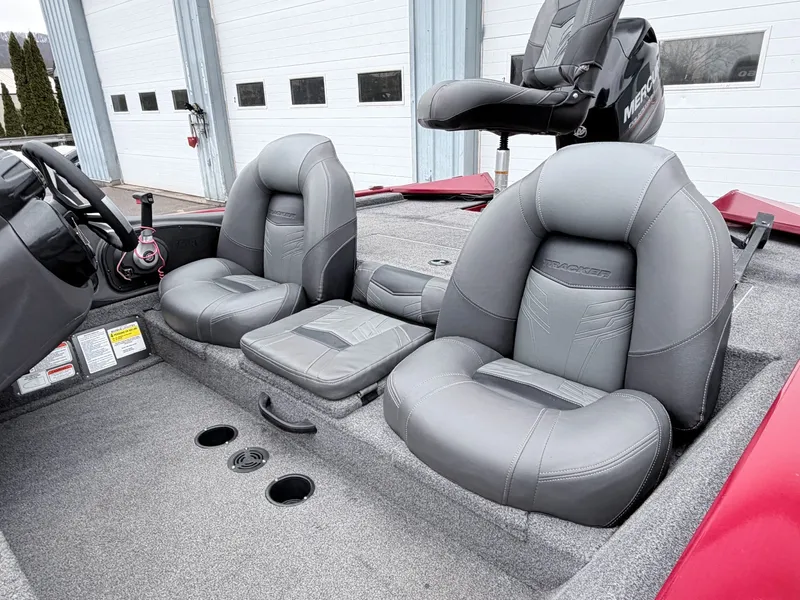 Slide: The Image of Tracker Pro Team 175 TXW 2019 - 16