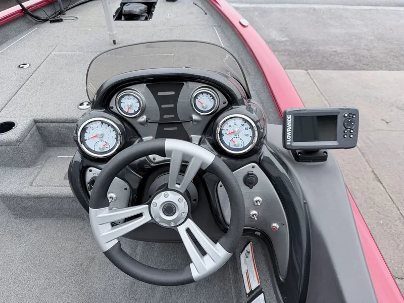 Slide: The Image of Tracker Pro Team 175 TXW 2019 - 35