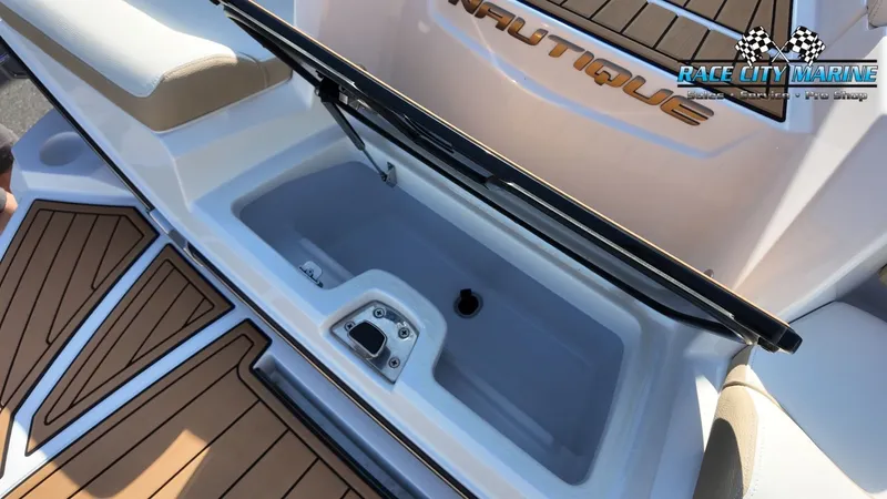 Slide: The Image of Nautique G23 2023 - 13