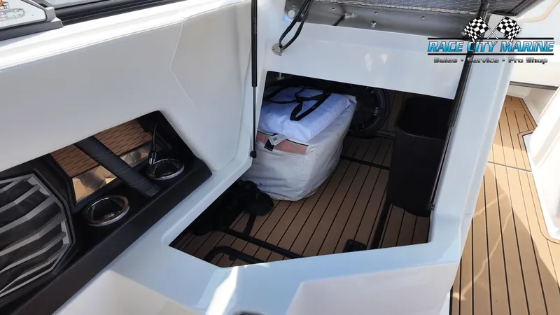 Slide: The Image of Nautique G23 2023 - 36