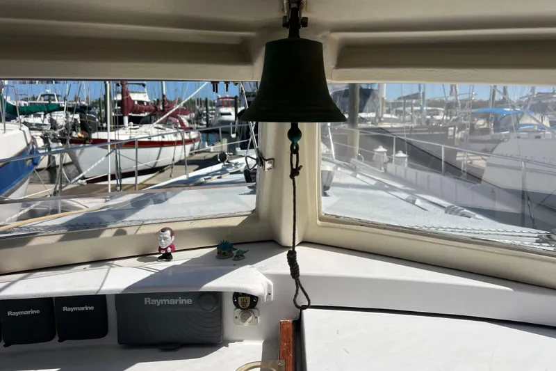 Slide: The Image of Interior view of 1986 Amel Mango sailboat with bell and Raymarine equipment. - 21