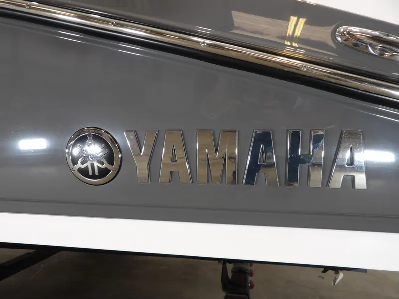 Slide: The Image of Yamaha 195S 2021 - 5
