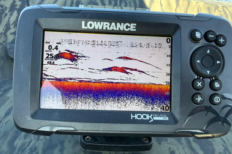 Slide: The Image of Lowrance fish finder display on 2025 Tracker Grizzly 1860 MVX CC boat. - 71