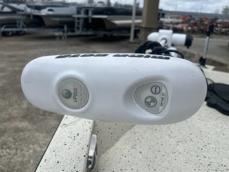 Slide: The Image of Xpress H20B Bay 2021 - 16