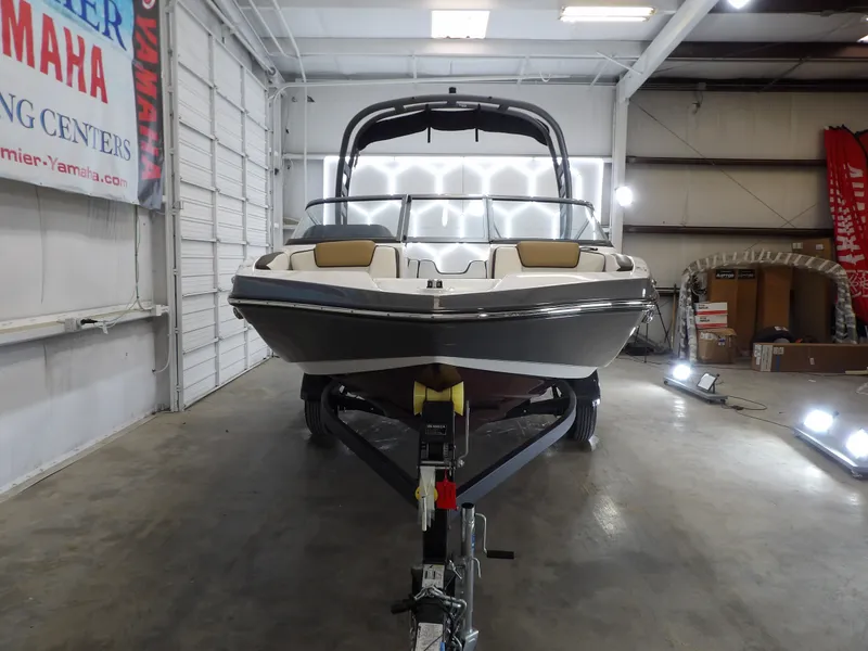 Slide: The Image of Yamaha 195S 2021 - 8