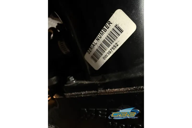 Slide: The Image of Serial number label on 2006 Sea Ray 40 Motor Yacht engine component. - 33