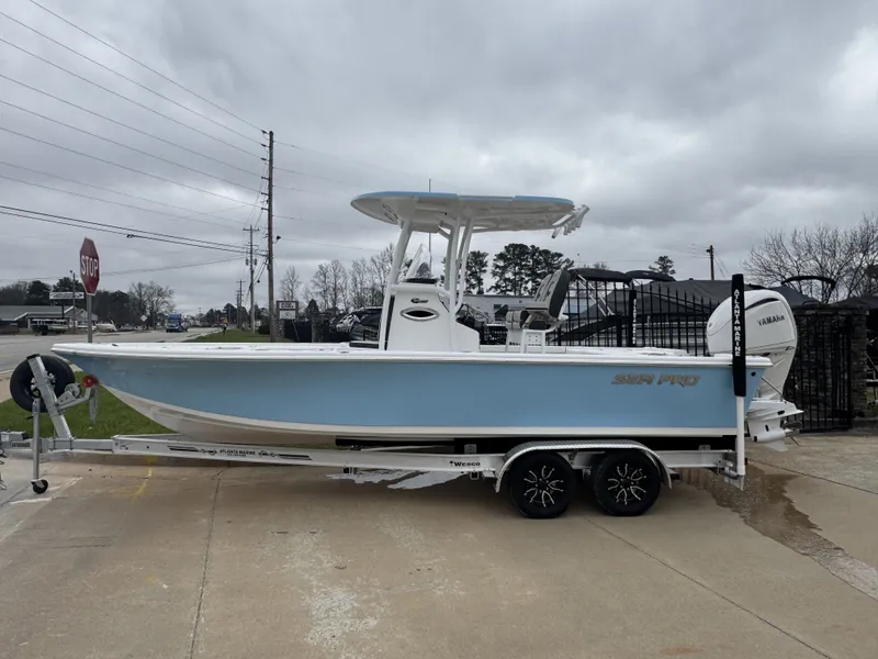 The Image of Sea Pro 250 DLX 2026 - 1